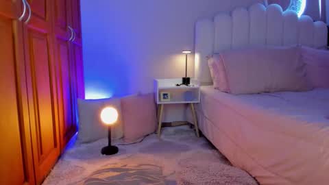 Martina Ricci Show schedule Monday to Friday 8am colombia time I work some weekends  online show from January 14, 2:23 pm