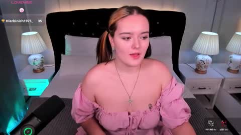 Snapshot of heymarybaby chatting on September 25, 7:56 am Amazing Mary online show from September 25, 7:56 am