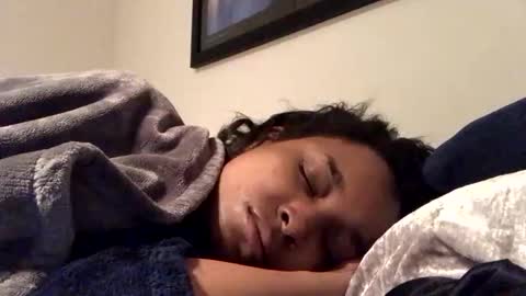 heyyou301990 online show from November 2, 7:22 am