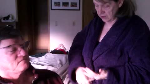 hg99too online show from February 23, 3:42 pm