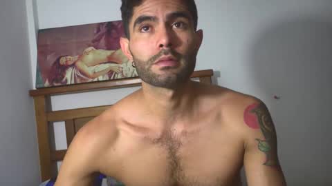 hideonbush online show from January 8, 2:47 am