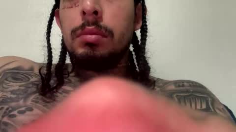 Snapshot of hihello300 chatting on March 12, 8:09 am hihello300 online show from March 12, 8:09 am