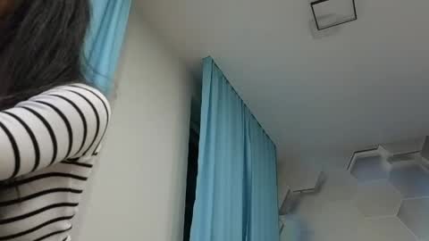 HIHIKA online show from April 21, 6:34 pm