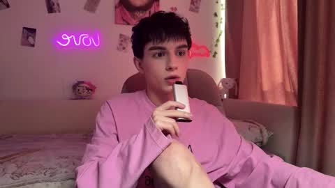 Snapshot of hiidear chatting on March 24, 9:25 am twinkvadusha online show from March 24, 9:25 am