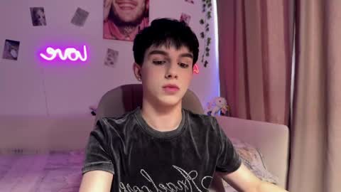 Snapshot of hiidear chatting on March 29, 1:22 pm twinkvadusha online show from March 29, 1:22 pm