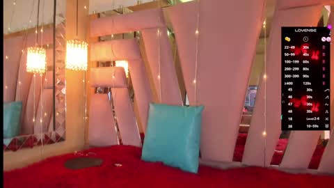 Snapshot of hijabimilf chatting on December 11, 5:37 pm Thanna online show from December 11, 5:37 pm