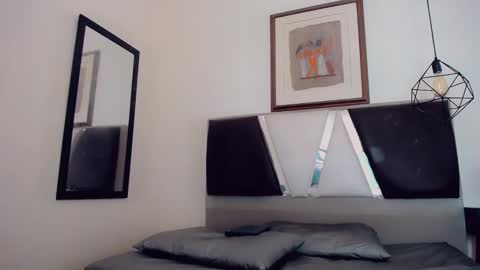 Hilary Avilan online show from January 27, 7:24 pm