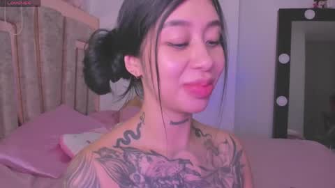 LUNA new account  FOLLOW ME online show from May 6, 9:53 pm