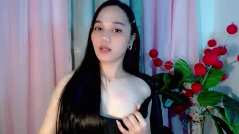 hilarymolly online show from December 19, 9:55 pm