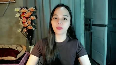 hilarymolly online show from March 1, 2:46 am