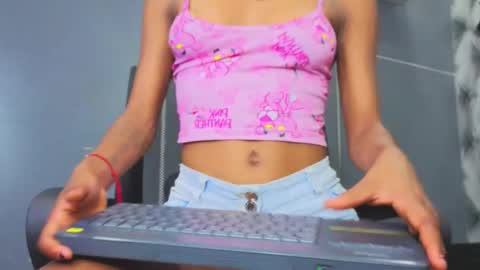  Hillary  online show from October 17, 3:53 am