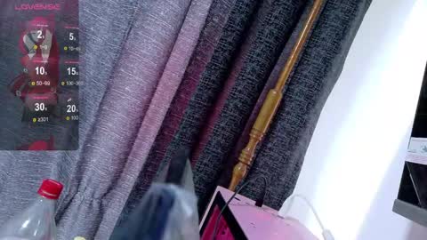 Inori Independent model online show from May 18, 5:41 pm