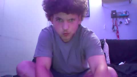 Snapshot of himommy37 chatting on September 13, 12:21 am himommy37 online show from September 13, 12:21 am