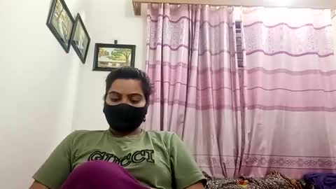 himuhimu22 online show from October 9, 3:21 pm