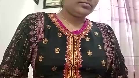 himuhimu22 online show from December 21, 4:30 am