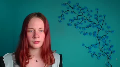 Snapshot of hinabliss chatting on April 1, 5:21 pm Hinata online show from April 1, 5:21 pm