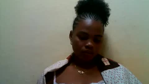 hinah89 online show from June 9, 8:48 am