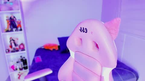 Snapshot of hinata1_chan chatting on February 8, 7:15 am Hinata online show from February 8, 7:15 am