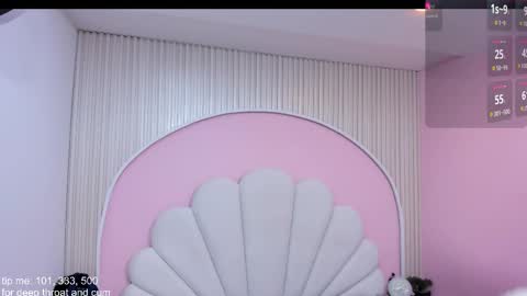 Snapshot of hinata_dolly chatting on November 18, 11:03 am hinata_dolly online show from November 18, 11:03 am