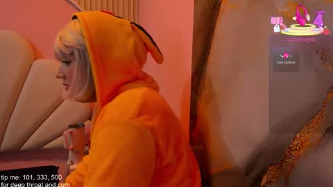 Snapshot of hinata_dolly chatting on November 25, 11:21 am hinata_dolly online show from November 25, 11:21 am