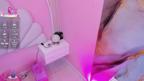 Snapshot of hinata_dolly chatting on January 6, 11:03 am hinata_dolly online show from January 6, 11:03 am