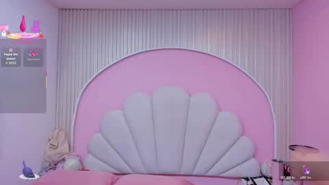 Snapshot of hinata_dolly chatting on January 9, 11:02 am hinata_dolly online show from January 9, 11:02 am