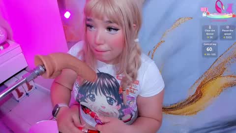 hinata_dolly online show from May 5, 11:29 am