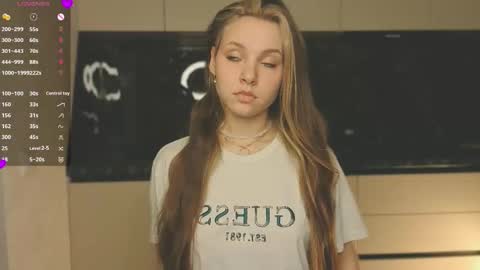 Hina online show from March 26, 1:49 pm