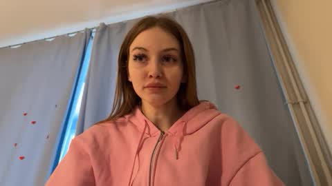 Snapshot of hip_hop_baby chatting on January 7, 7:22 am Leya Day Mary Night PvT Open online show from January 7, 7:22 am