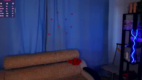 Snapshot of hip_hop_baby chatting on February 2, 5:50 am Leya Day Mary Night PvT Open online show from February 2, 5:50 am