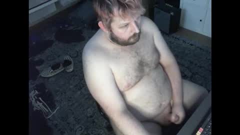 hipguy91 online show from November 6, 6:20 pm