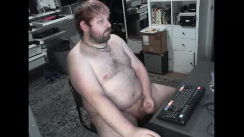 hipguy91 online show from December 14, 3:56 am