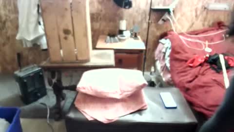 Snapshot of hippostixs chatting on December 14, 5:25 pm Krush Vibrations online show from December 14, 5:25 pm