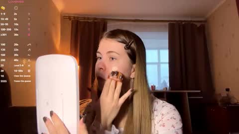 Snapshot of hirokosersen chatting on December 20, 1:07 pm I am Amy ntmu Lets hit 10 Thumbs Up together online show from December 20, 1:07 pm