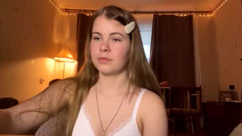 I am Amy ntmu Lets hit 10 Thumbs Up together online show from February 14, 5:26 am