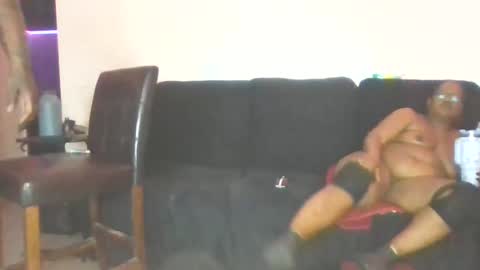 Snapshot of hisforever chatting on February 27, 11:04 pm KASHEL online show from February 27, 11:04 pm