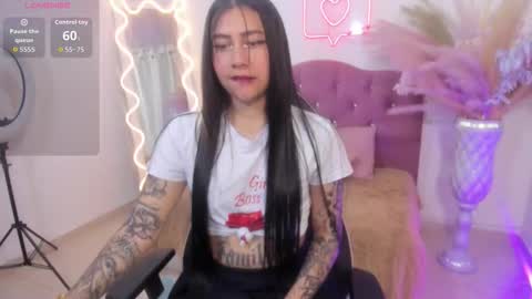  hisis  online show from October 9, 11:52 am