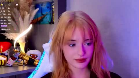 Ella online show from September 14, 4:39 pm