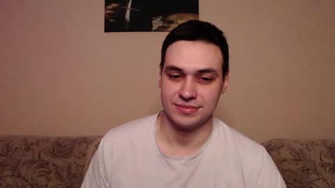 Snapshot of hisoka_morow_ chatting on February 5, 10:25 pm Hisoka online show from February 5, 10:25 pm