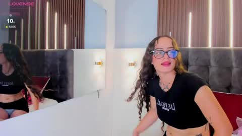 Snapshot of hitana_tattoo chatting on June 10, 5:45 pm .. HITANA .. online show from June 10, 5:45 pm