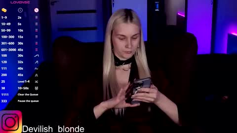 Mary online show from March 3, 6:25 pm