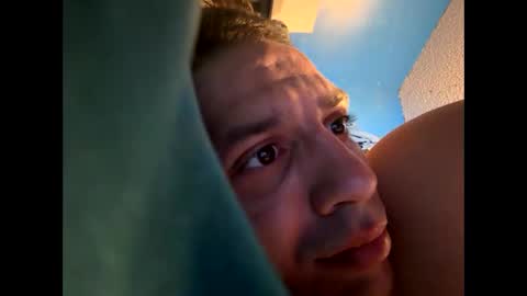 Snapshot of hitherebby69 chatting on March 21, 6:51 am hitherebby69 online show from March 21, 6:51 am