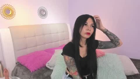 Snapshot of hiyakasudere_ chatting on October 10, 6:29 pm hiyakasudere_ online show from October 10, 6:29 pm