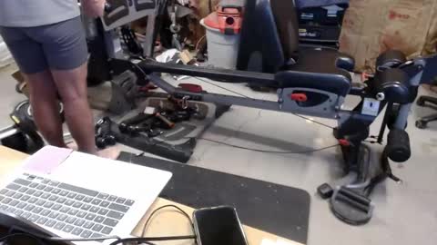 Snapshot of hnic9999 chatting on April 5, 1:19 pm Nick online show from April 5, 1:19 pm