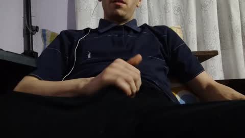 Snapshot of hocthus chatting on January 4, 10:13 pm Hocthus - online show from January 4, 10:13 pm