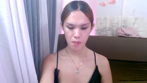 Laylia3 online show from June 9, 8:15 am