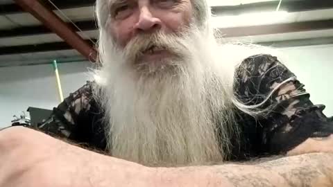 Hogschlong63 online show from October 26, 8:37 pm