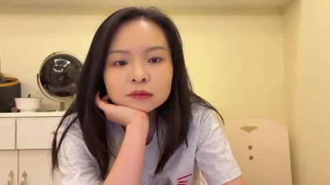 Snapshot of hola_sunflower chatting on July 22, 1:47 pm amy online show from July 22, 1:47 pm