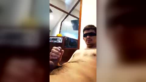 holdrax online show from June 26, 2:49 am