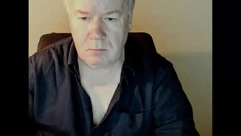 Snapshot of holgerhb53 chatting on February 15, 2:55 pm Holger online show from February 15, 2:55 pm